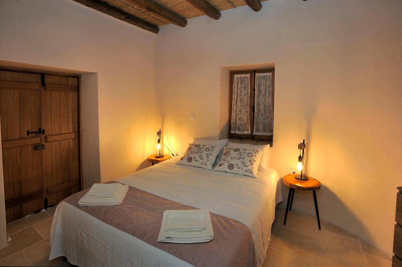 Pentasino Traditional House Agios Theodoros Экстерьер фото